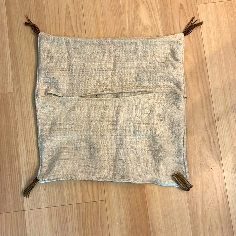Vtg Handcrafted Sun Face Pillow Cover. From Bolivia. 14.5x14.5. - Picture 3 of 4